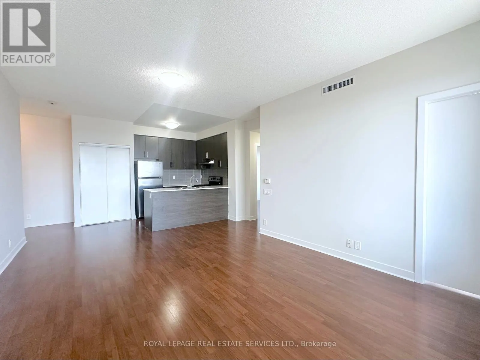1702 - 188 CLARK BOULEVARD