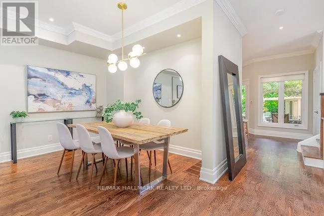 7 TIZZARD AVENUE