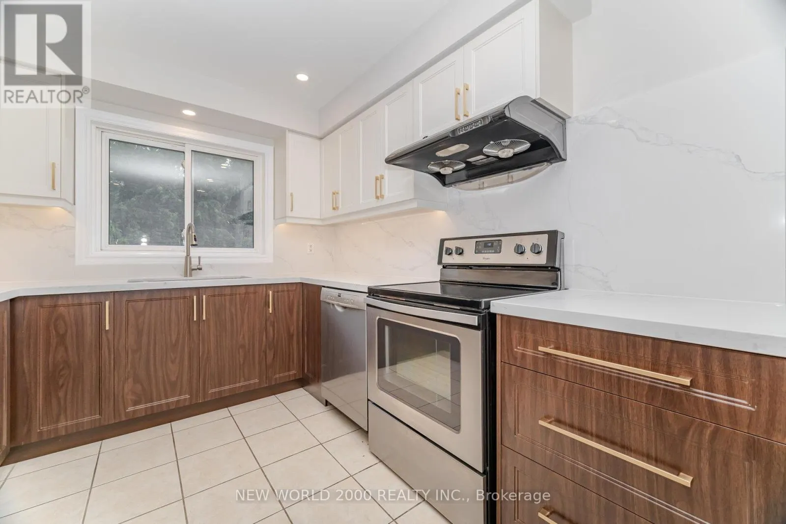 7221 DANTON PROMENADE