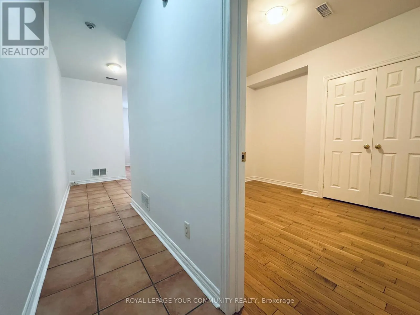 G1 - 2417 DUNDAS STREET W