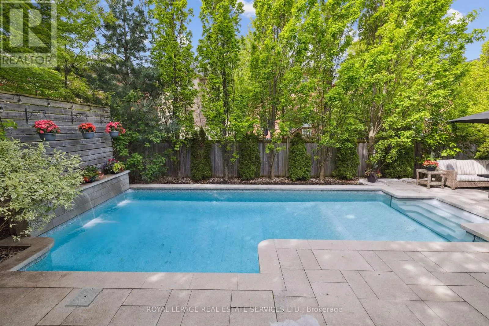 2313 BLUE OAK CIRCLE