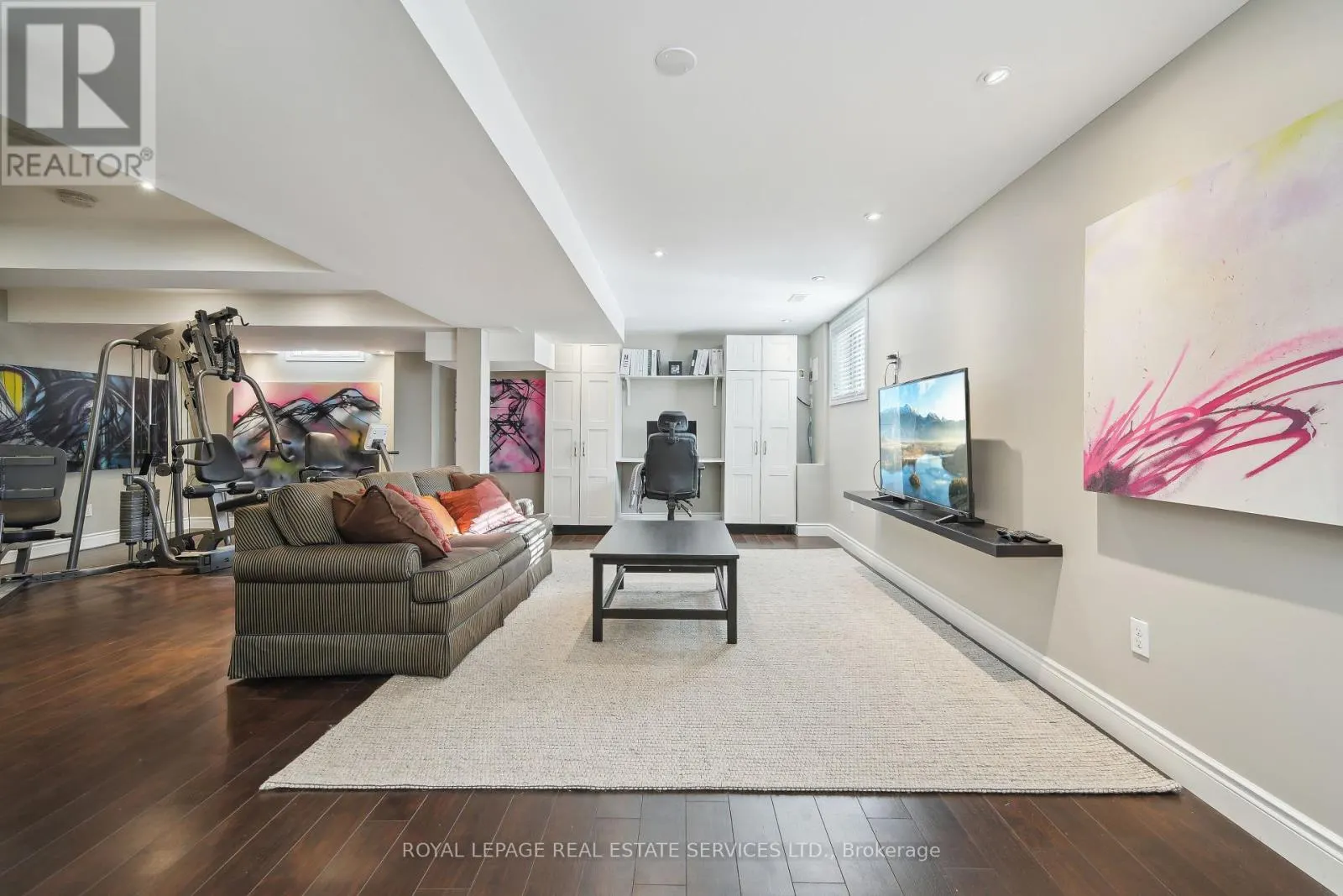2313 BLUE OAK CIRCLE