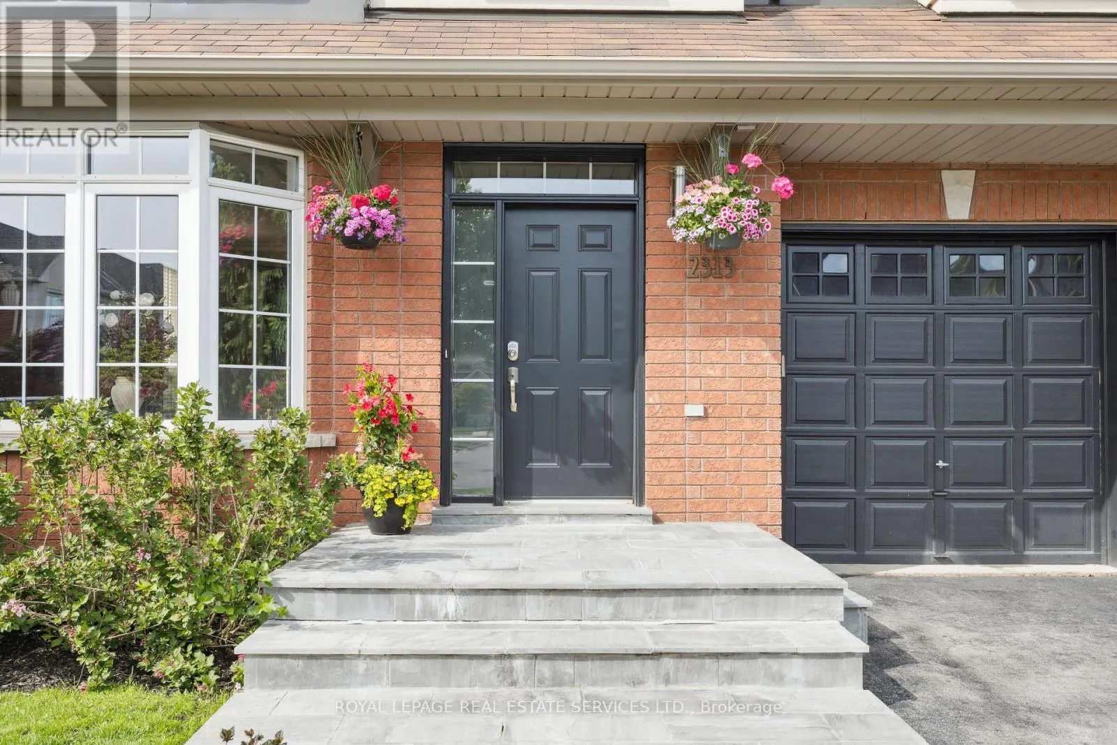 2313 BLUE OAK CIRCLE