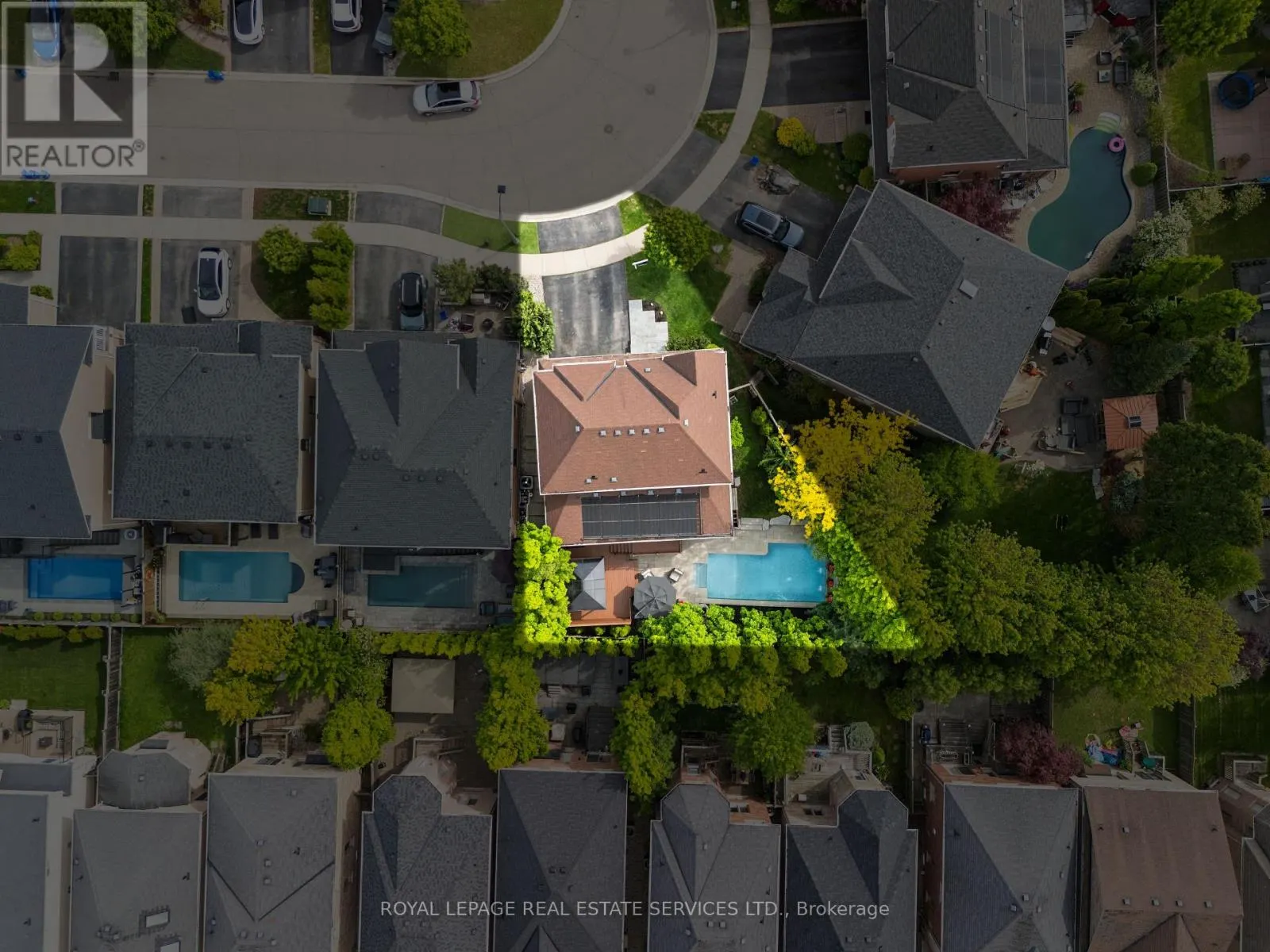 2313 BLUE OAK CIRCLE