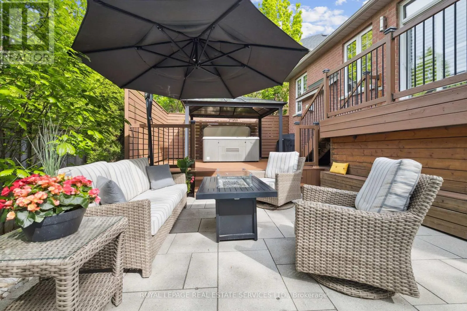 2313 BLUE OAK CIRCLE
