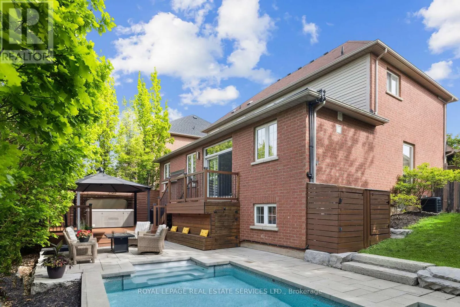 2313 BLUE OAK CIRCLE