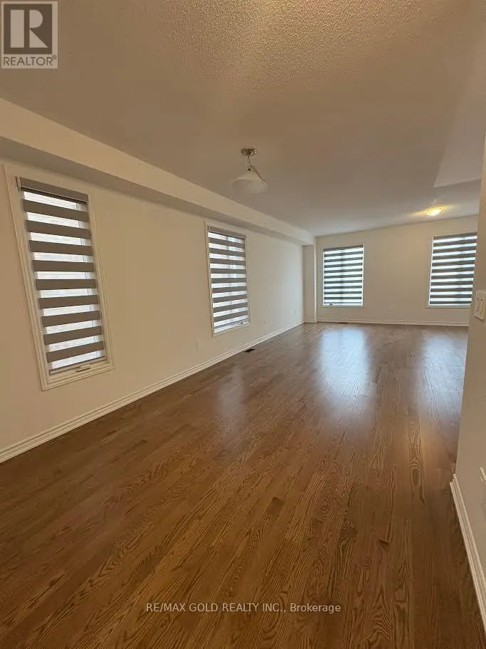 315 BERGAMOT AVENUE