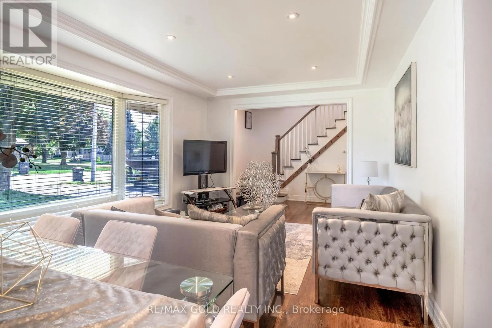 64 BARTLEY BULL PARKWAY