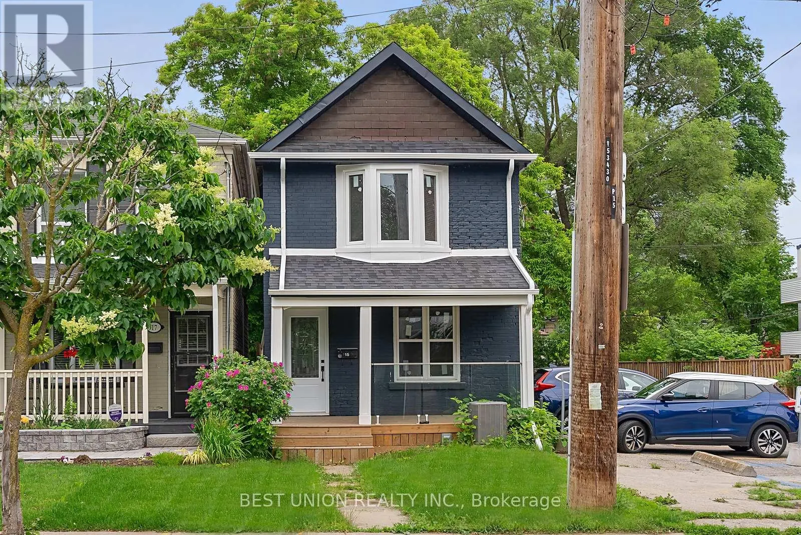 15 BURLINGTON ST. STREET