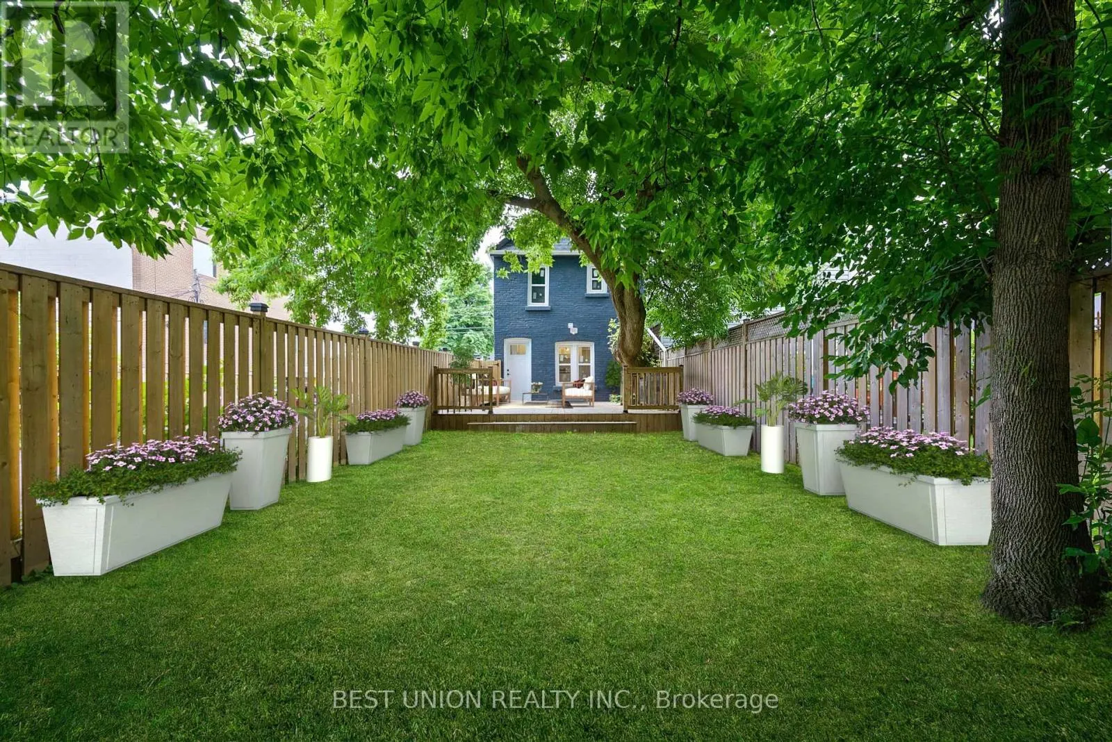 15 BURLINGTON ST. STREET