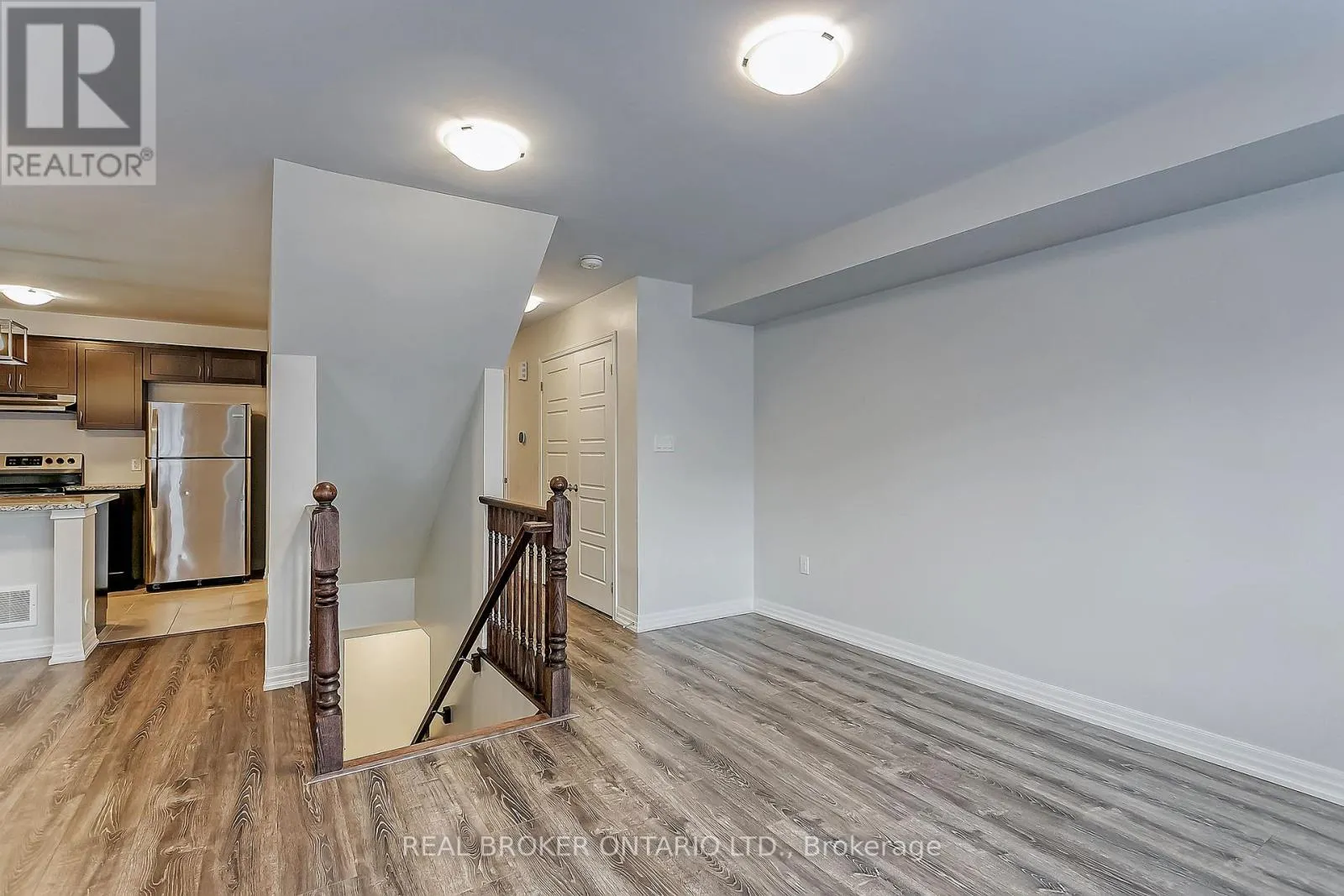 121 CHRISTOPHER ROAD