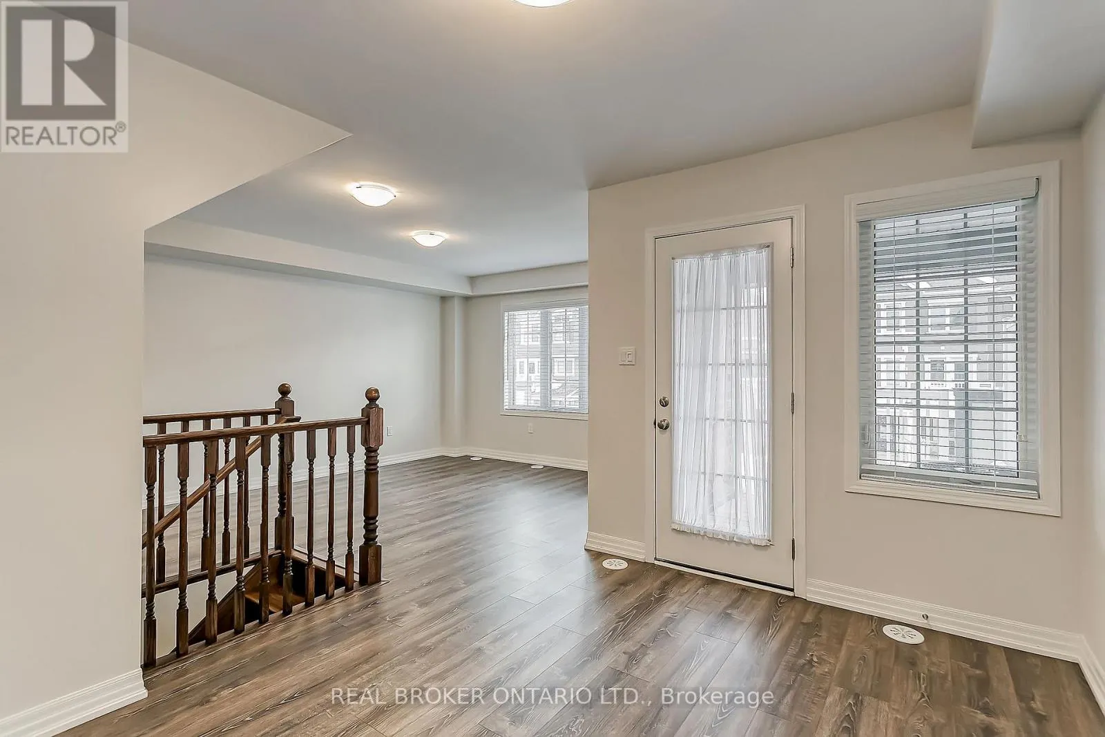 121 CHRISTOPHER ROAD