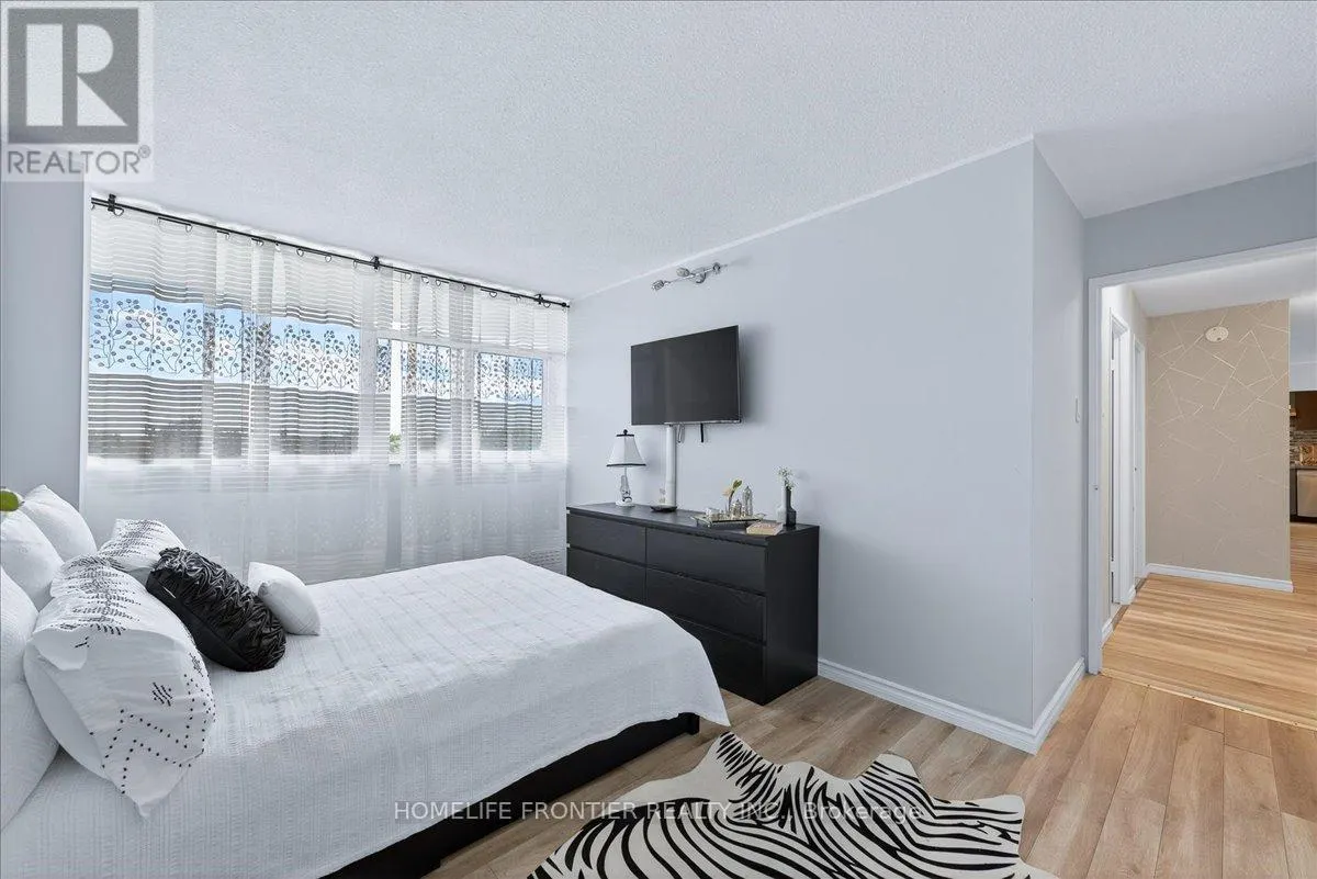 605 - 2301 DERRY ROAD W