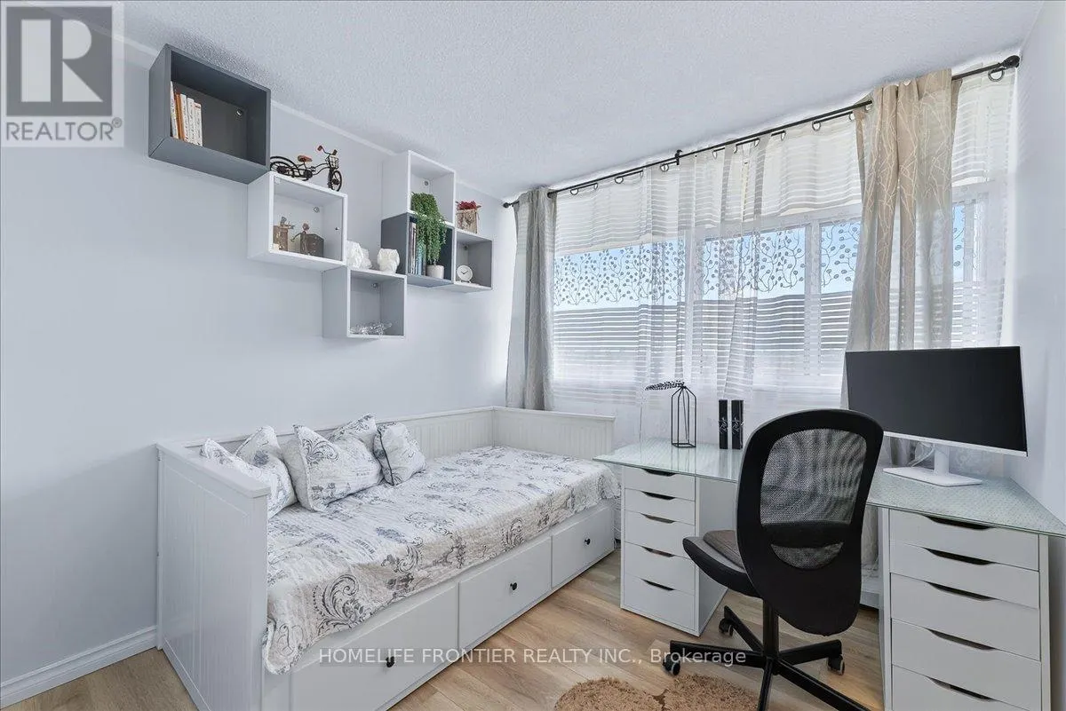 605 - 2301 DERRY ROAD W