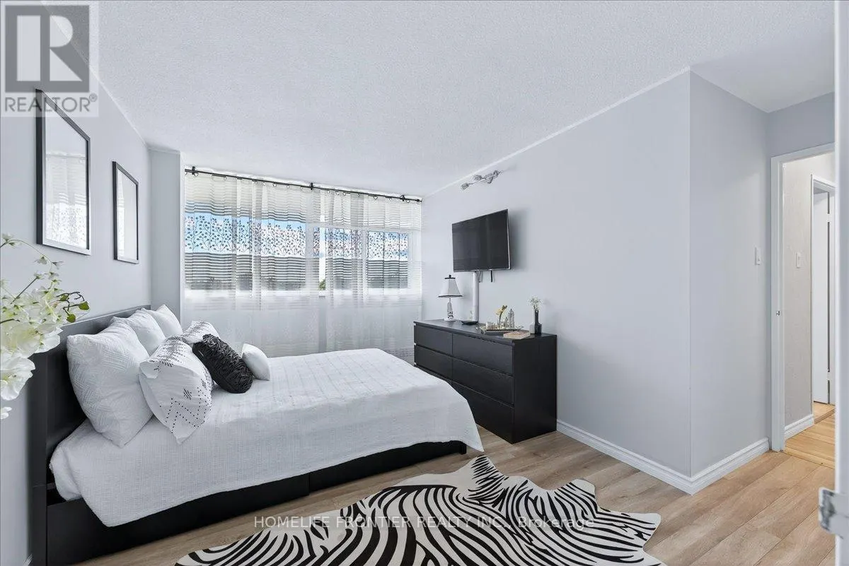 605 - 2301 DERRY ROAD W