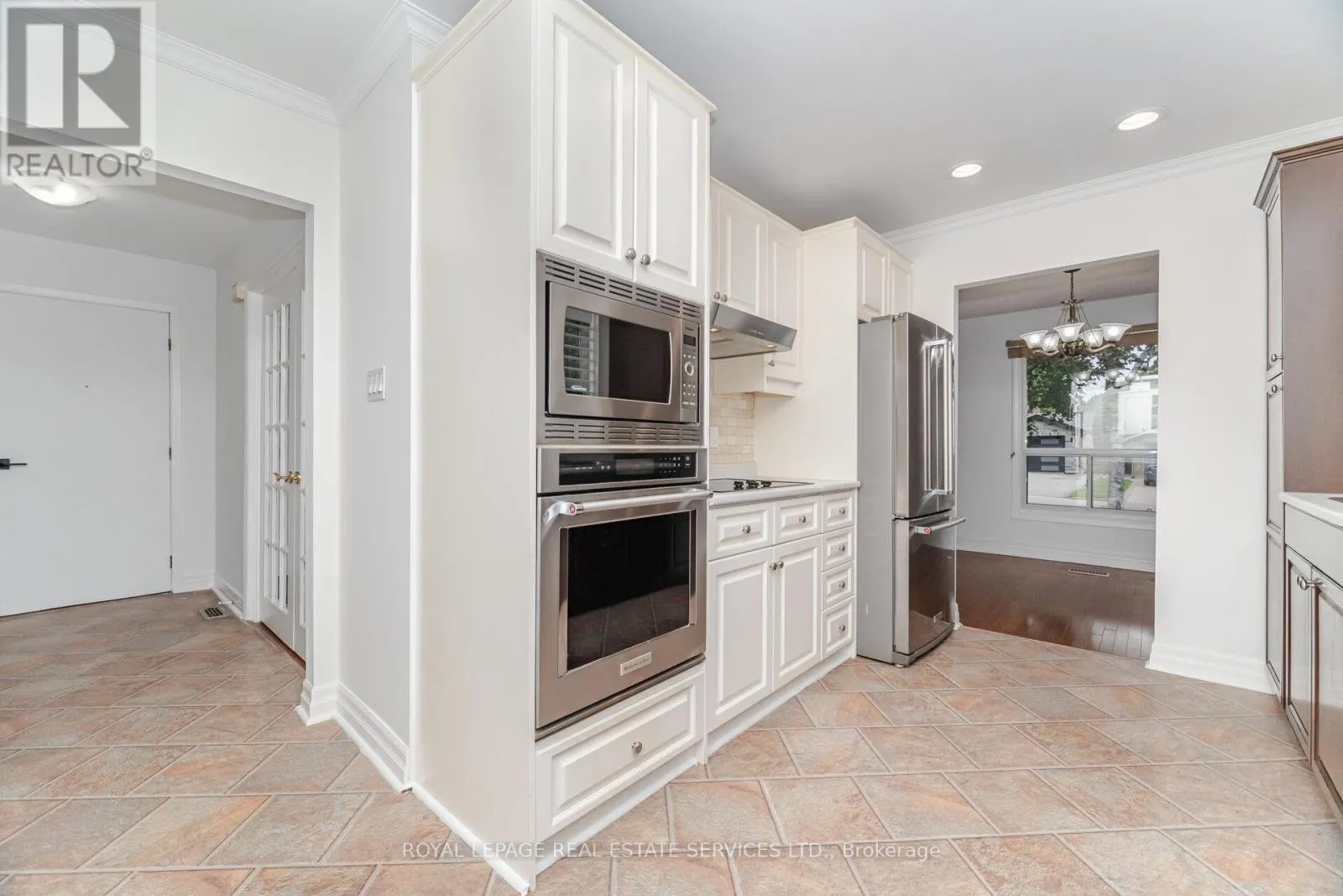 518 VANGUARD CRESCENT
