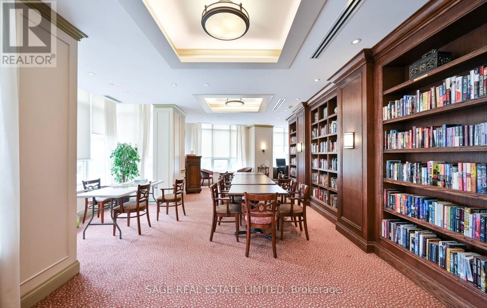 1005 - 3 MARINE PARADE DRIVE