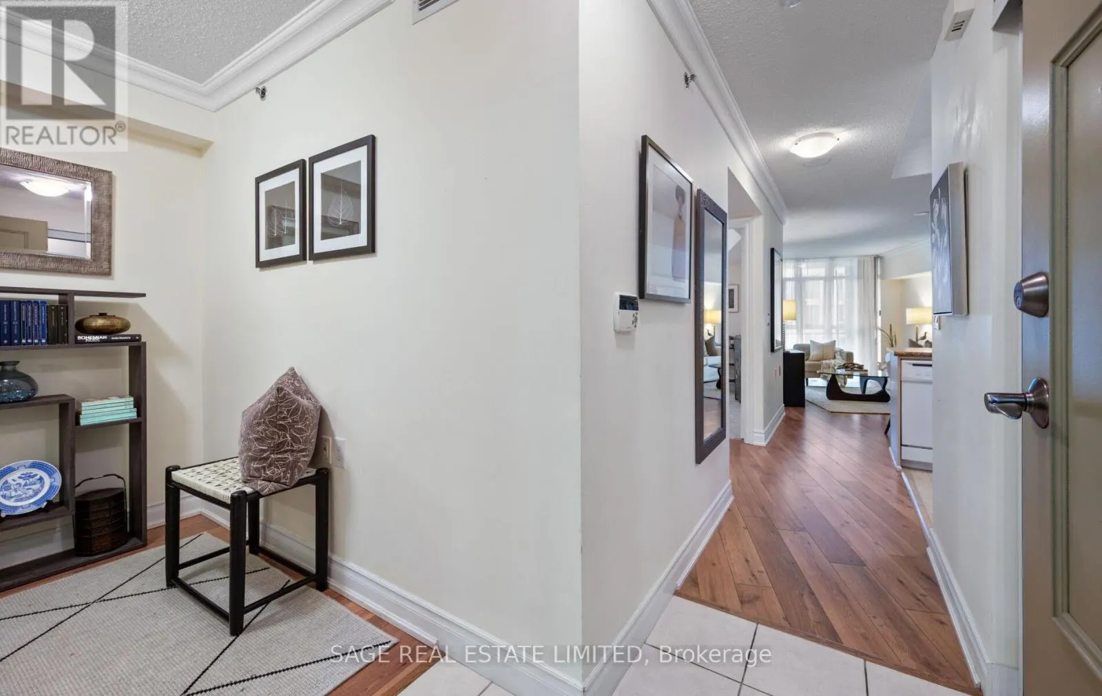 1005 - 3 MARINE PARADE DRIVE