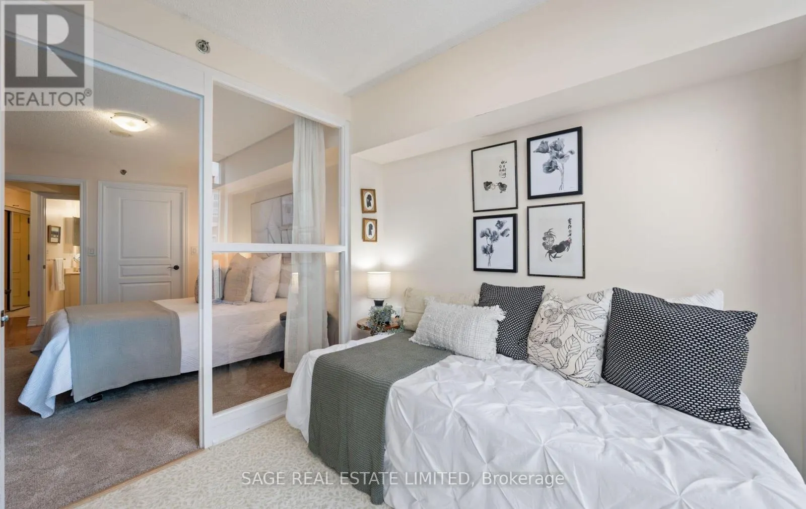 1005 - 3 MARINE PARADE DRIVE