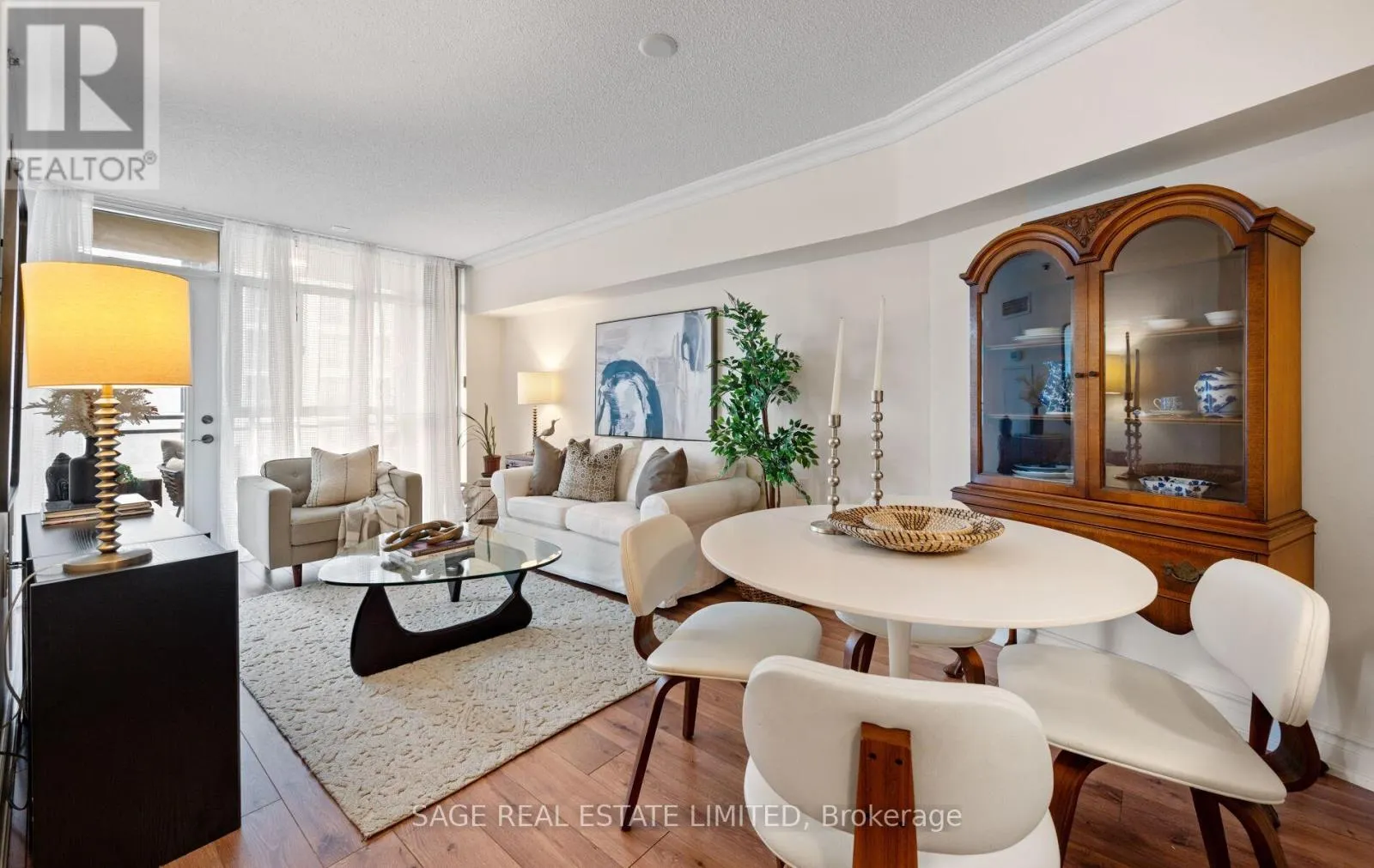 1005 - 3 MARINE PARADE DRIVE