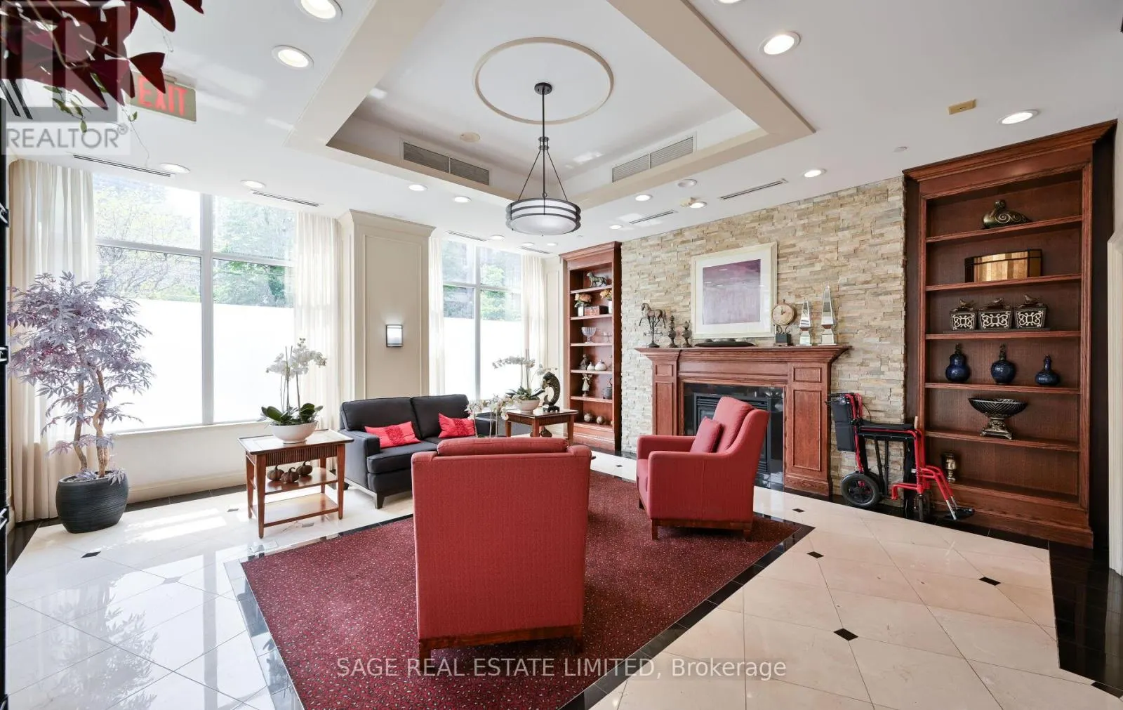 1005 - 3 MARINE PARADE DRIVE