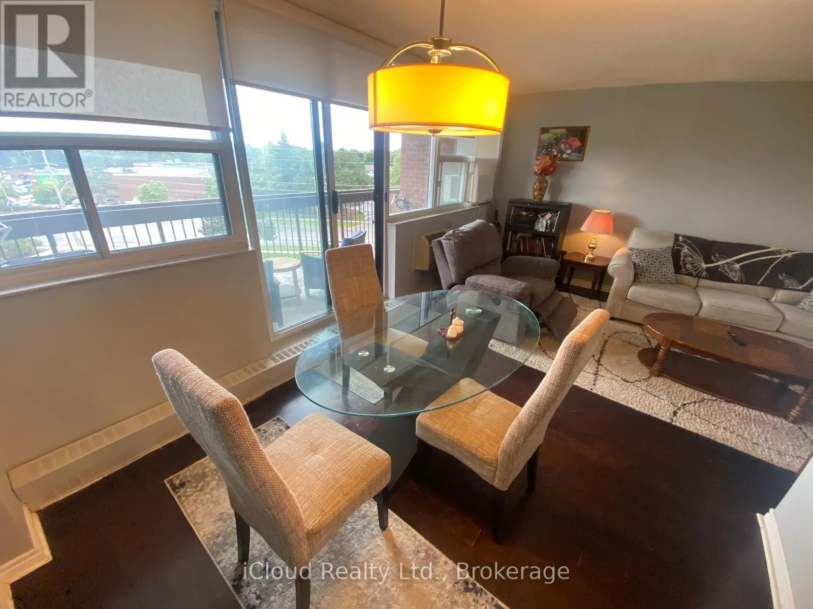 606 - 3501 GLEN ERIN DRIVE