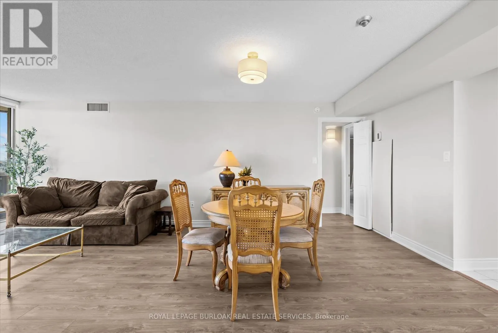 1107 - 5090 PINEDALE AVENUE