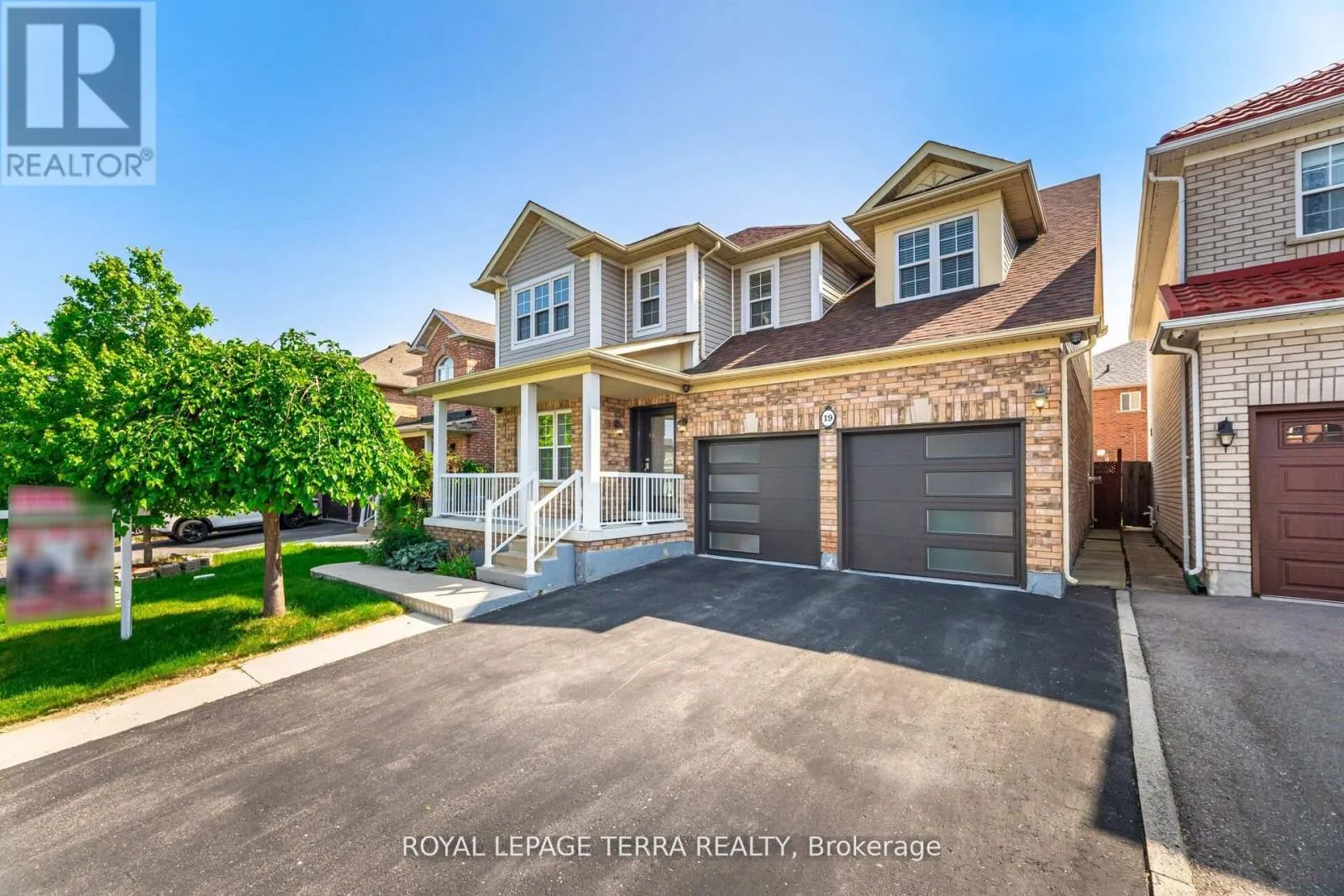 19 VALLEYPARK CRESCENT
