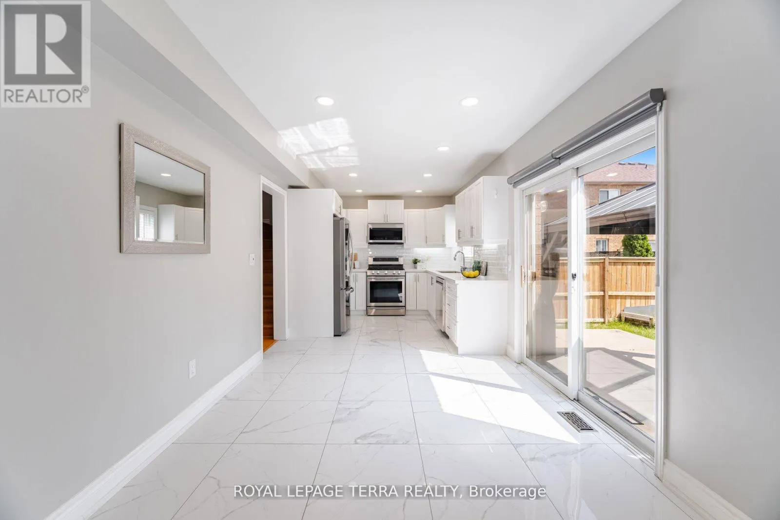 19 VALLEYPARK CRESCENT