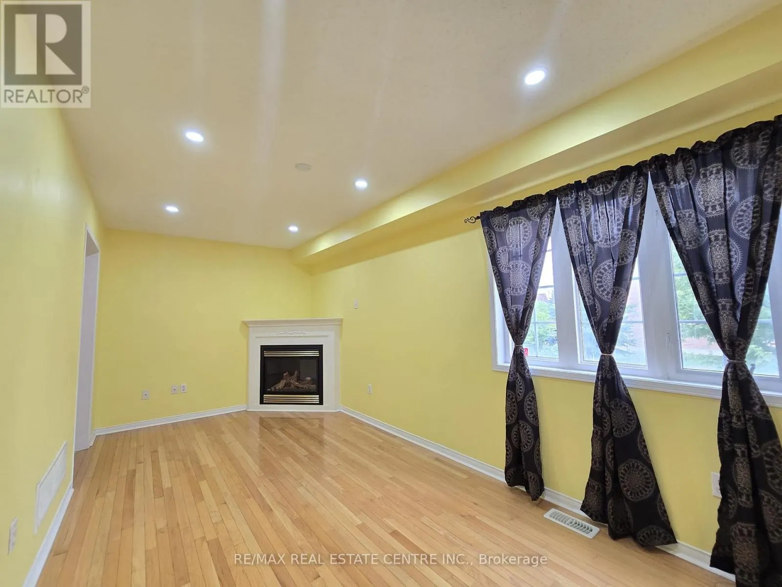 5054 INTREPID DRIVE