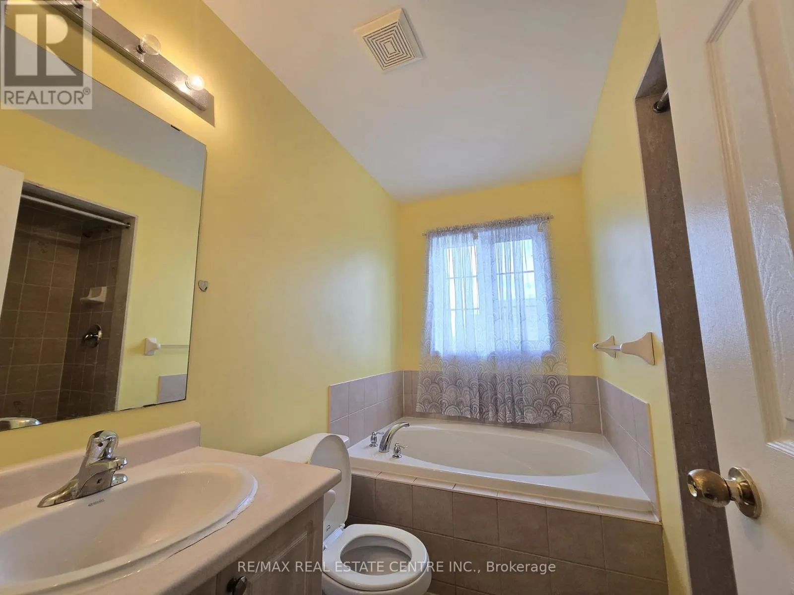5054 INTREPID DRIVE