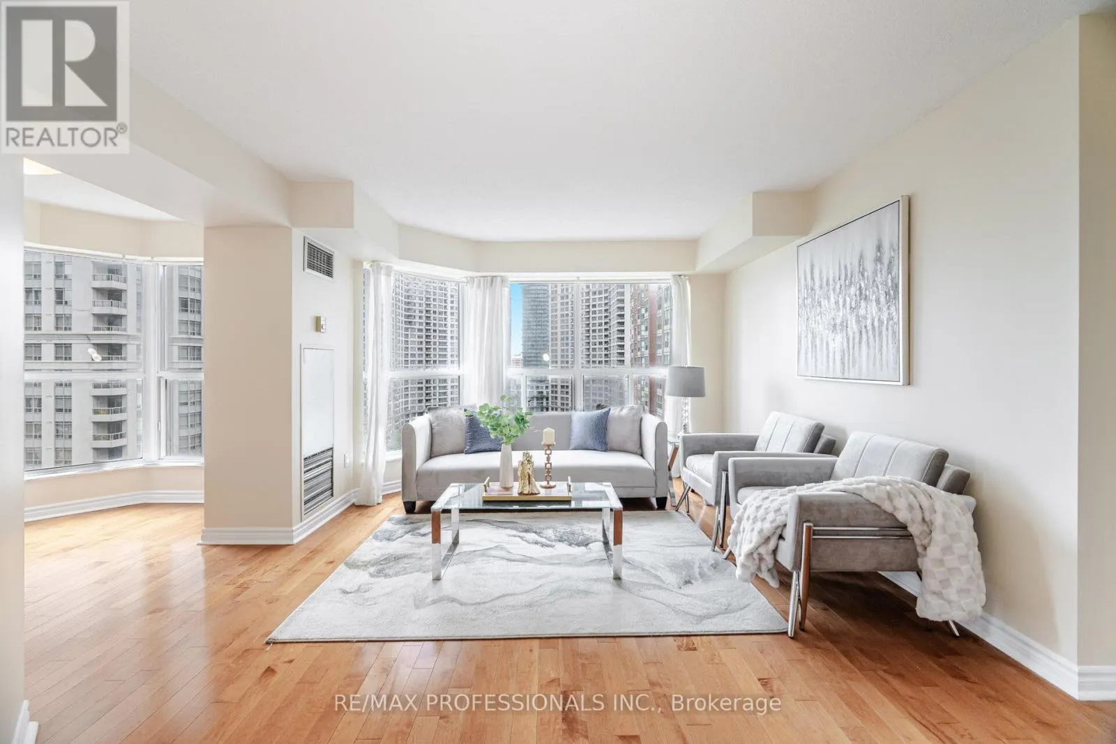 1606 - 335 WEBB DRIVE