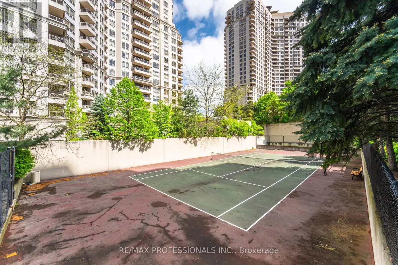 1606 - 335 WEBB DRIVE