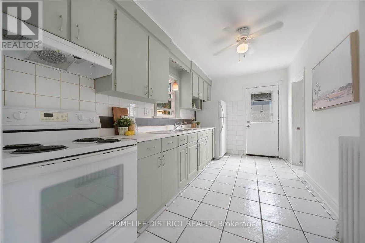 2055 EGLINTON AVENUE W