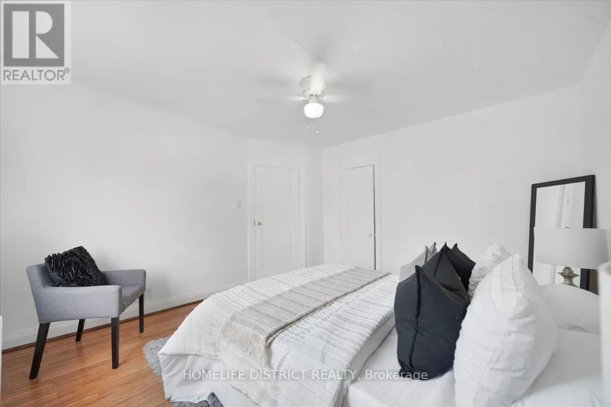2055 EGLINTON AVENUE W