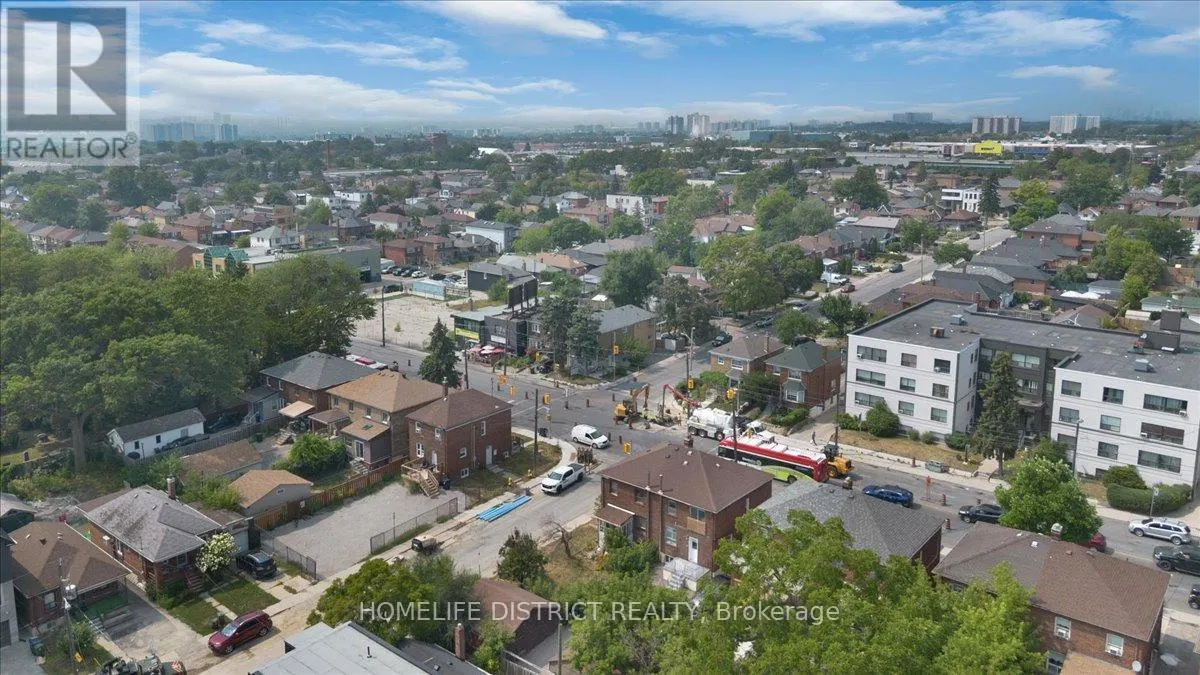 2055 EGLINTON AVENUE W