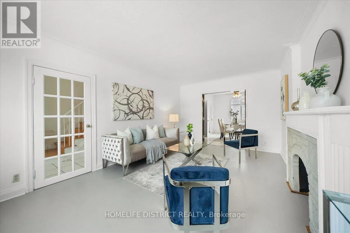 2055 EGLINTON AVENUE W