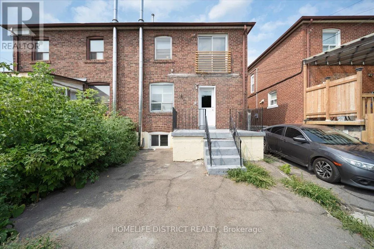 2055 EGLINTON AVENUE W