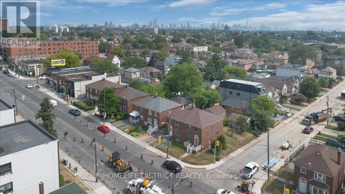 2055 EGLINTON AVENUE W
