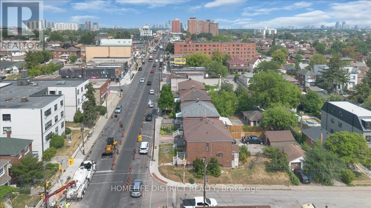 2055 EGLINTON AVENUE W