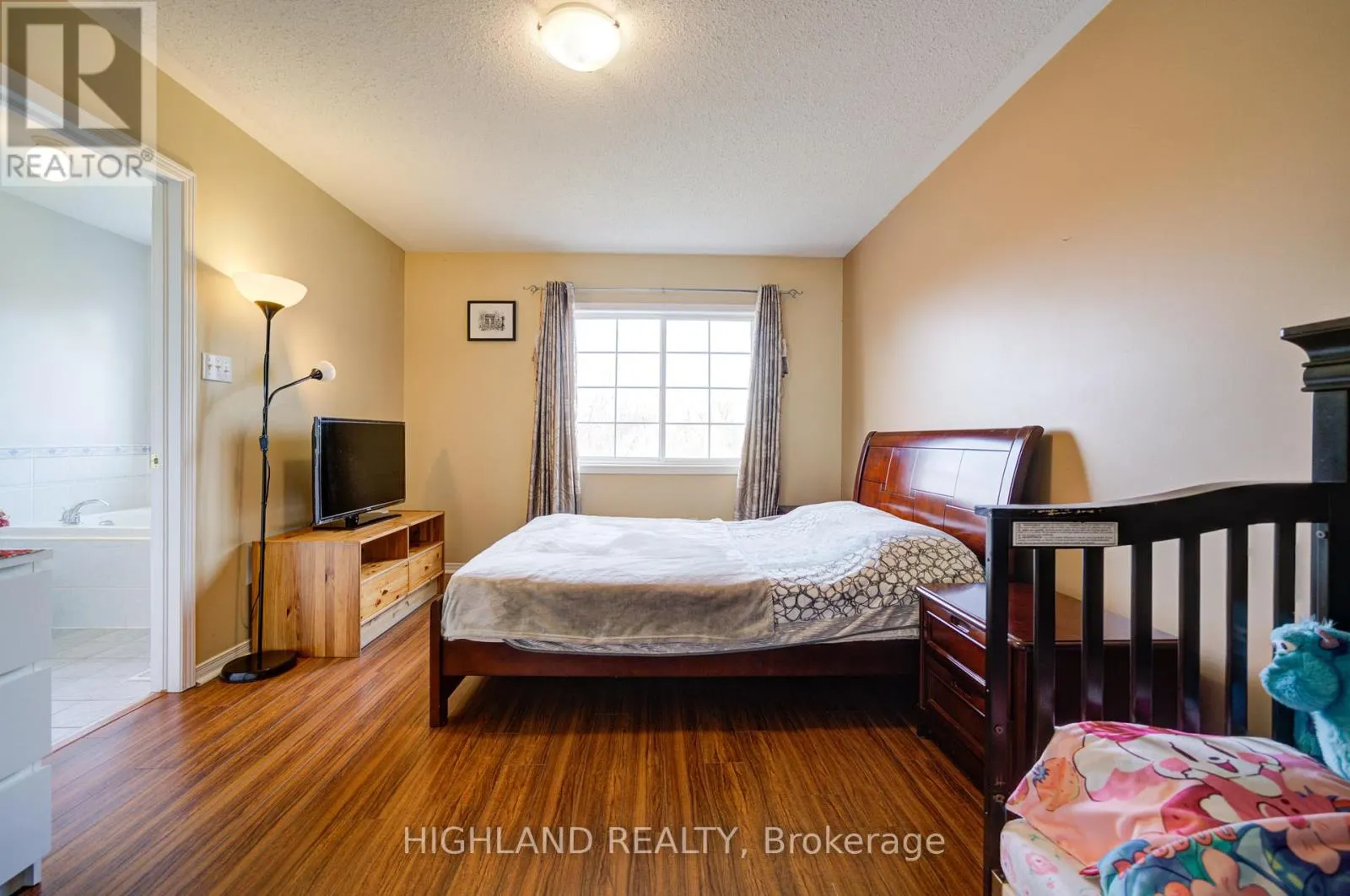99 - 6399 SPINNAKER CIRCLE