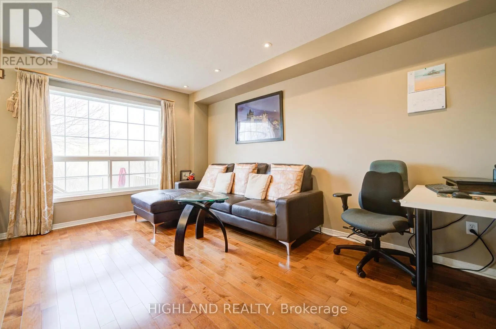 99 - 6399 SPINNAKER CIRCLE