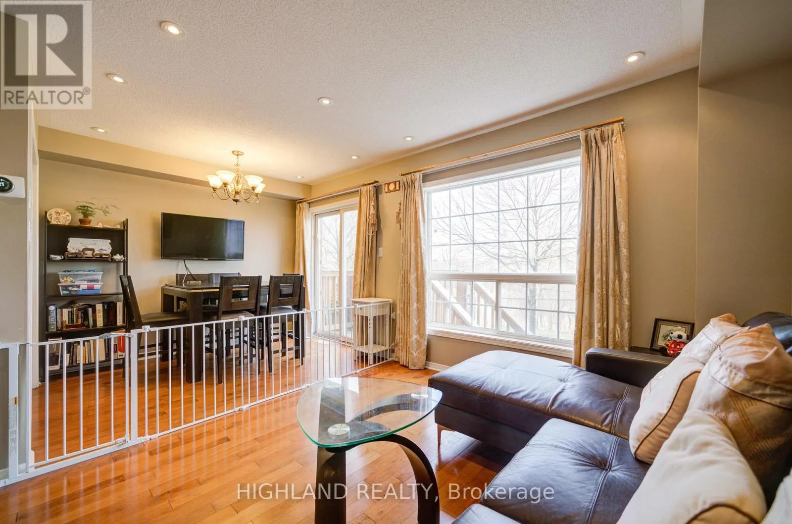 99 - 6399 SPINNAKER CIRCLE