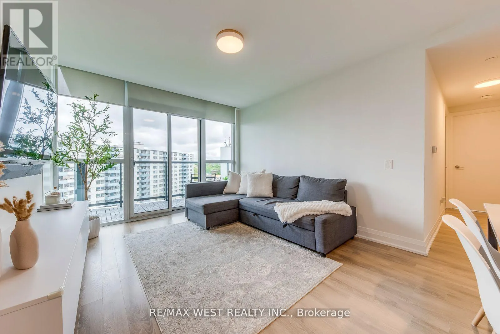 1104 - 1461 LAWRENCE AVENUE W