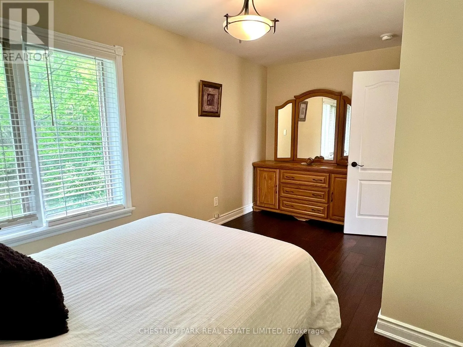 21 SOUTHRIDGE TRAIL
