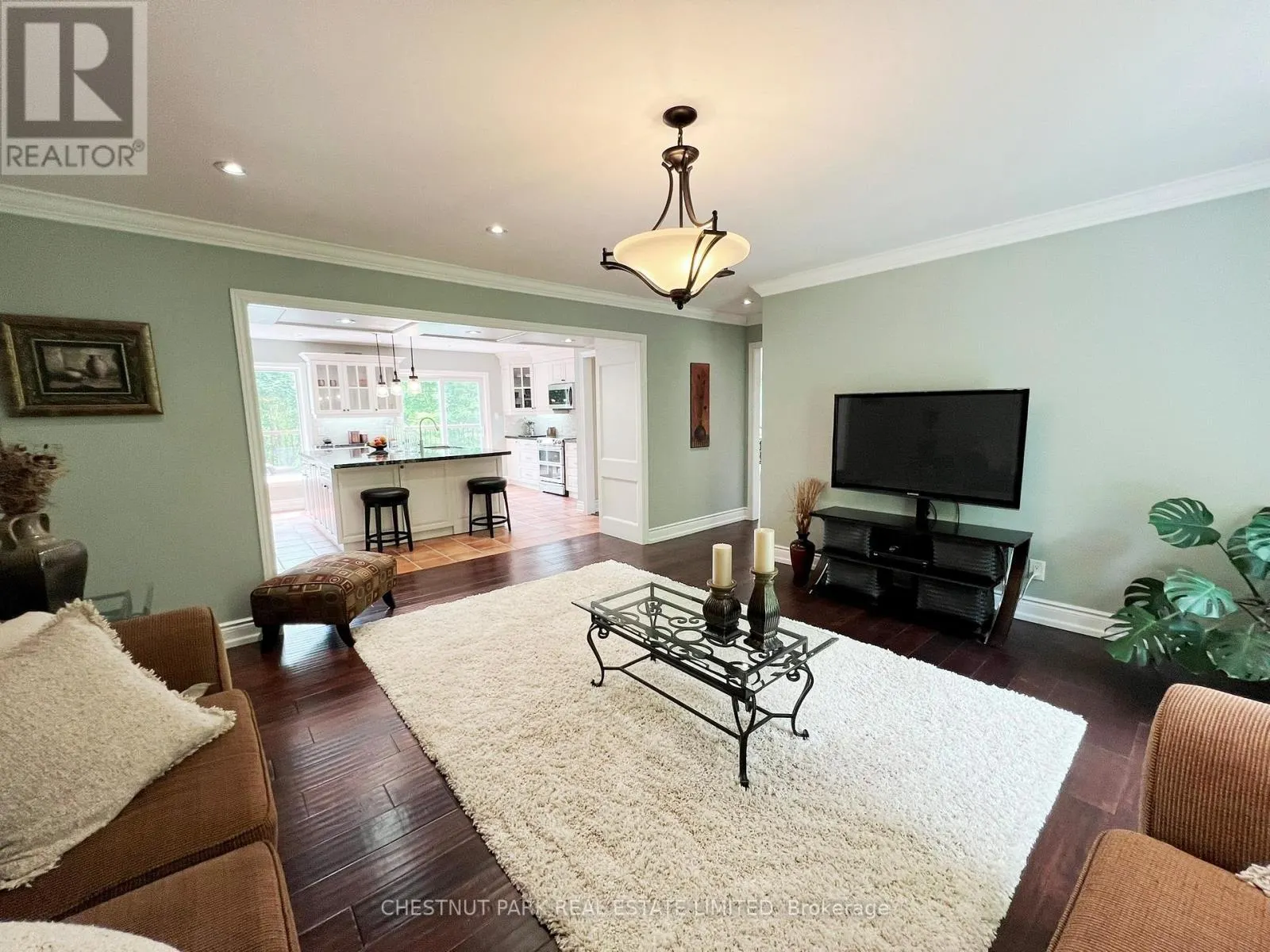 21 SOUTHRIDGE TRAIL
