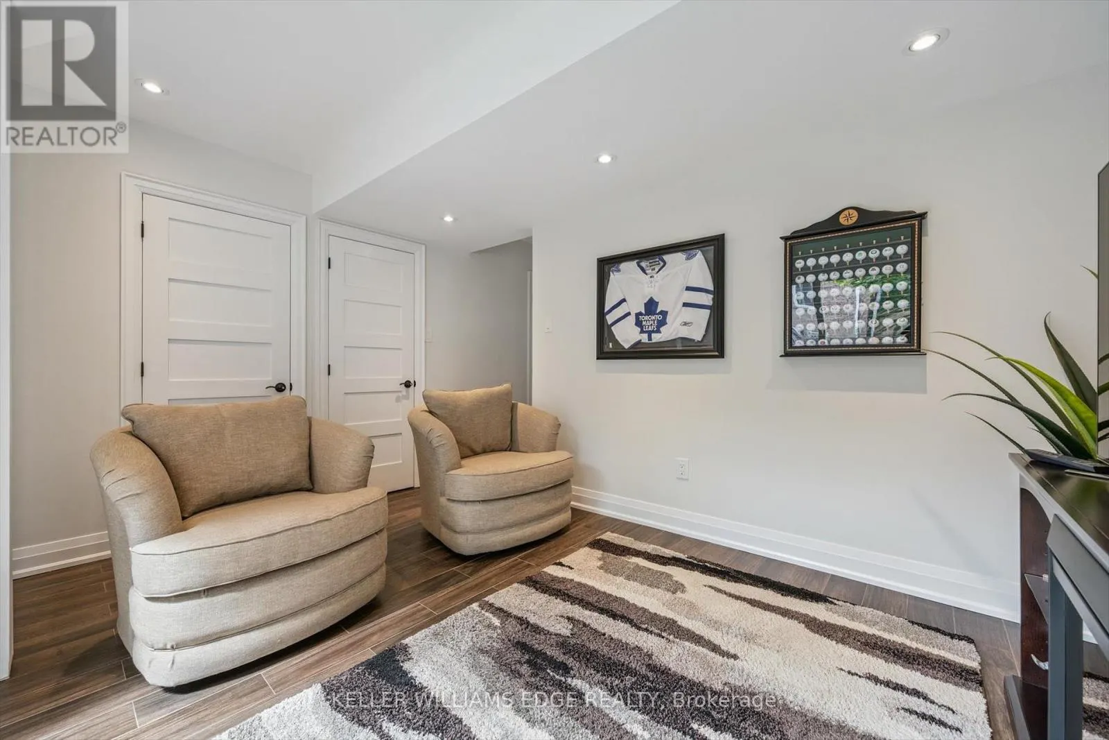 87 - 333 MEADOWS BOULEVARD