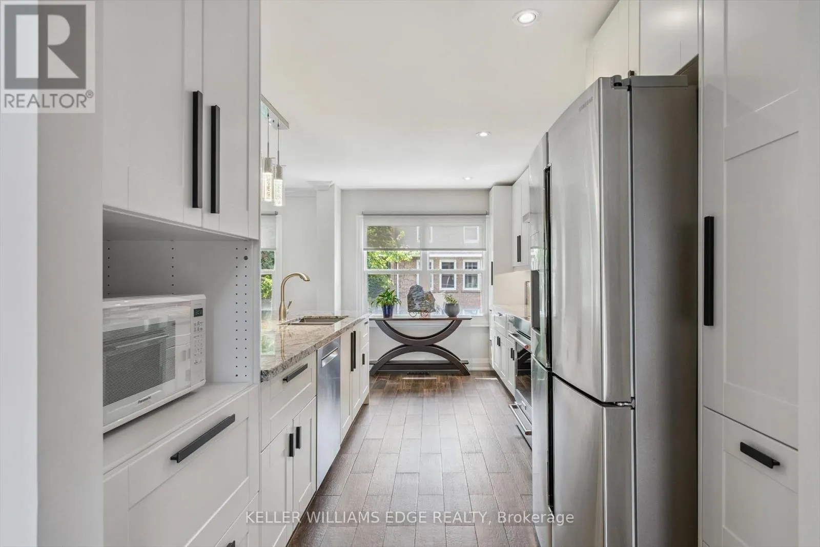 87 - 333 MEADOWS BOULEVARD