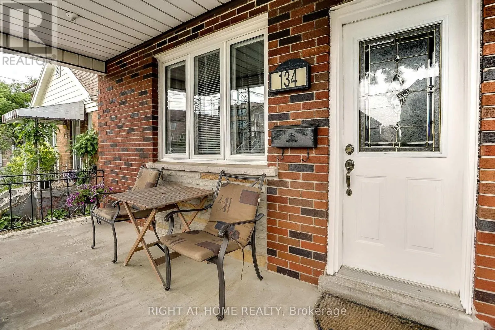 134 LOCKSLEY AVENUE