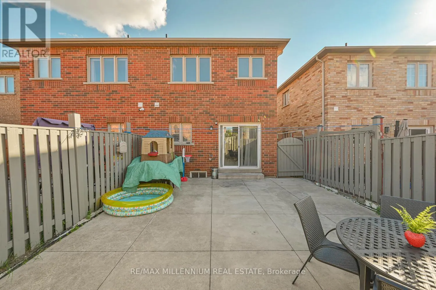 56 ATTVIEW CRESCENT